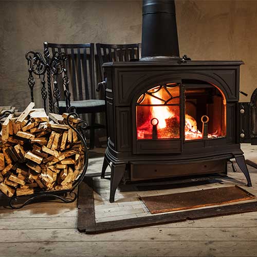Burning wood in the stove